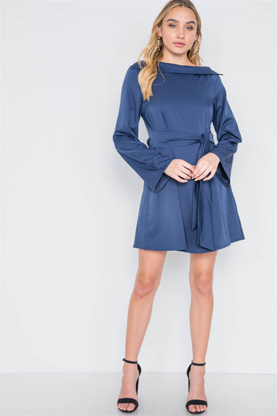 Straight Neck Solid Front-tie Dress