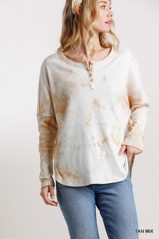 Tie Dye Round Neck Ribbed Button Front Top With Round Hem